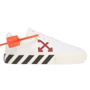 Off-White Arrow Low Top Vulcanized Sneaker,size8US